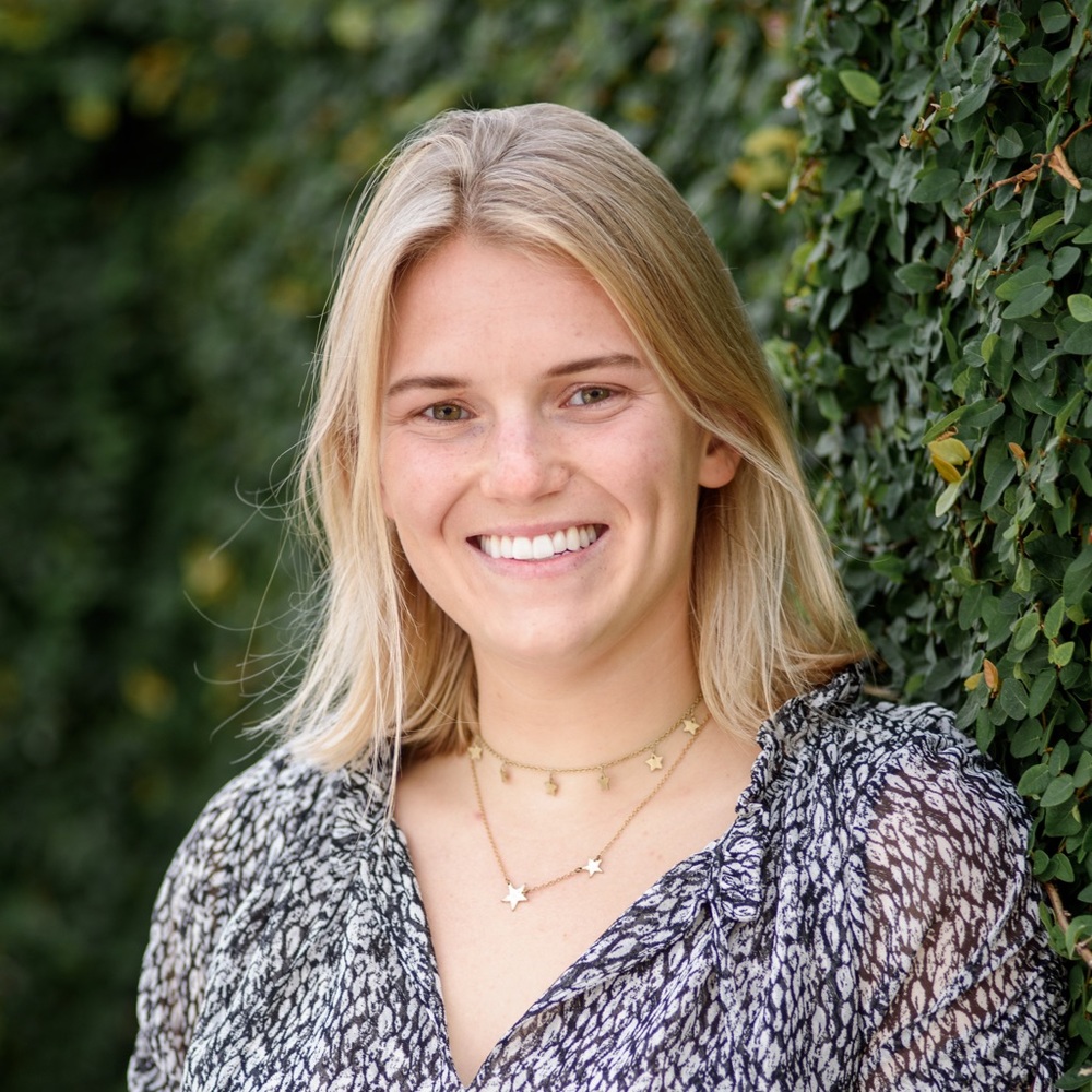 Meet your Posher, Laura